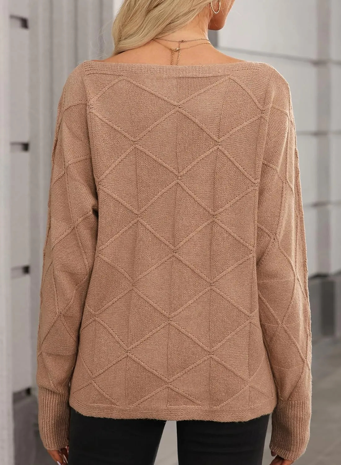 EVALESS Casual Crewneck Sweaters for Women Fall Spring 2025 Lightweight Long Batwing Sleeve Pullover Sweaters Tops Clothes