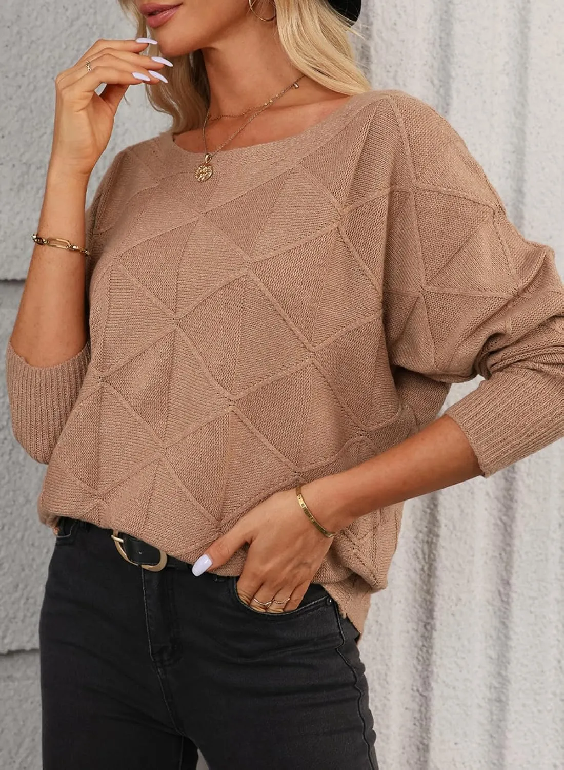 EVALESS Casual Crewneck Sweaters for Women Fall Spring 2025 Lightweight Long Batwing Sleeve Pullover Sweaters Tops Clothes
