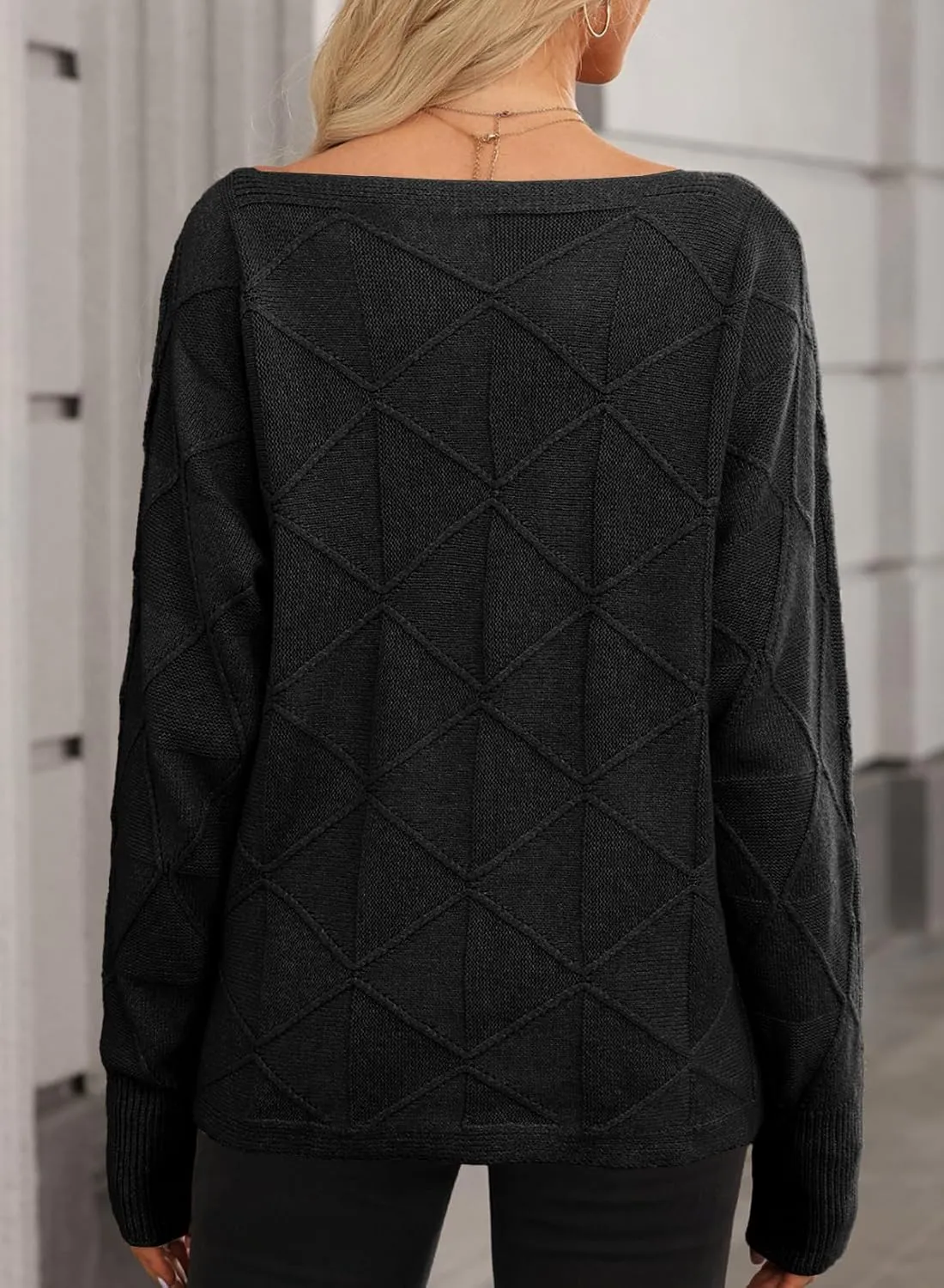 EVALESS Casual Crewneck Sweaters for Women Fall Spring 2025 Lightweight Long Batwing Sleeve Pullover Sweaters Tops Clothes