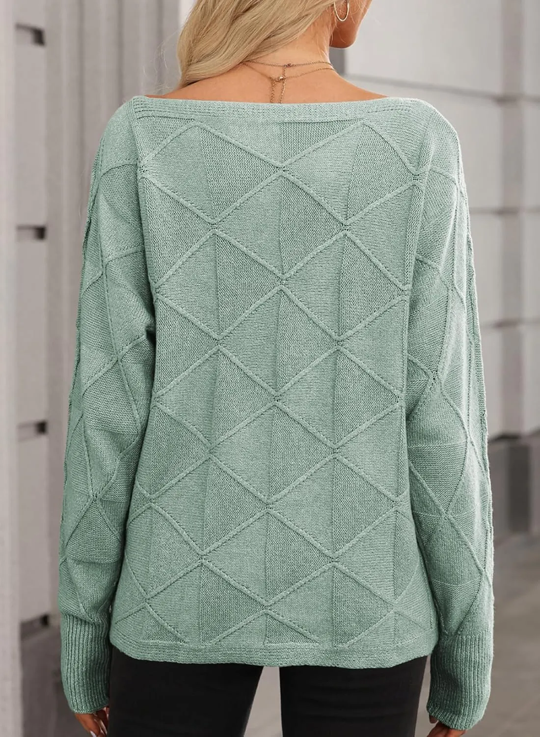 EVALESS Casual Crewneck Sweaters for Women Fall Spring 2025 Lightweight Long Batwing Sleeve Pullover Sweaters Tops Clothes