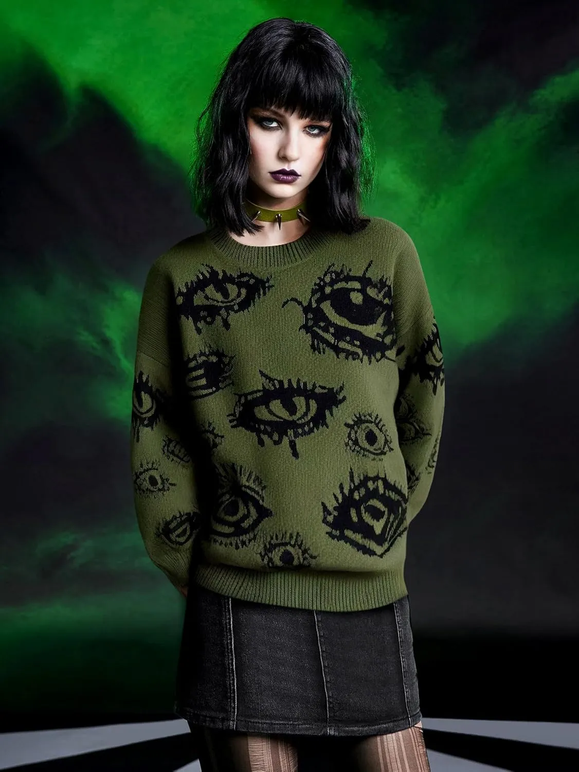 Floerns Women's Goth Grunge Punk Halloween Christmas Graphic Print Long Sleeve Drop Shoulder Sweaters Pullover Tops