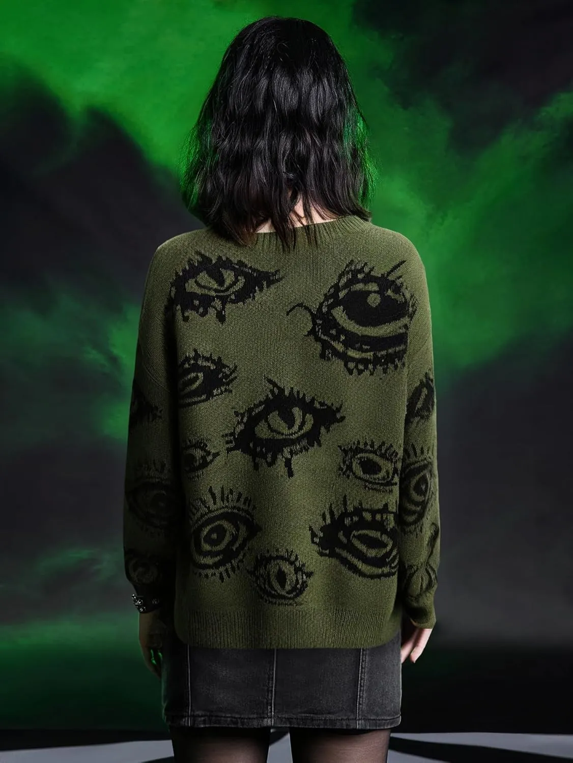 Floerns Women's Goth Grunge Punk Halloween Christmas Graphic Print Long Sleeve Drop Shoulder Sweaters Pullover Tops