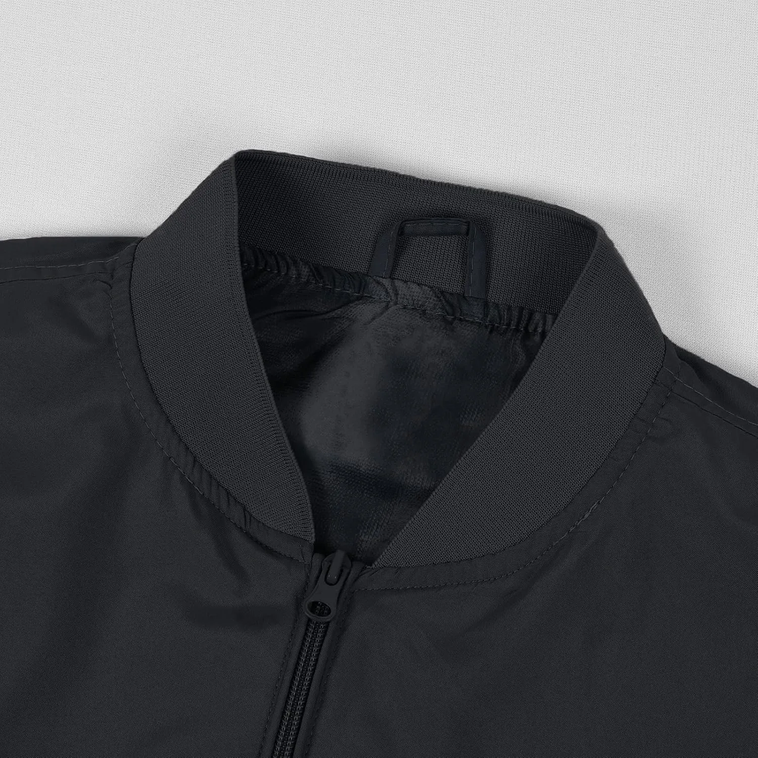 Men's Lightweight Bomber Jacket Spring Fall Causal Fashion Flight Windbreaker Golf Light Jacket Windproof Zip Up Coat