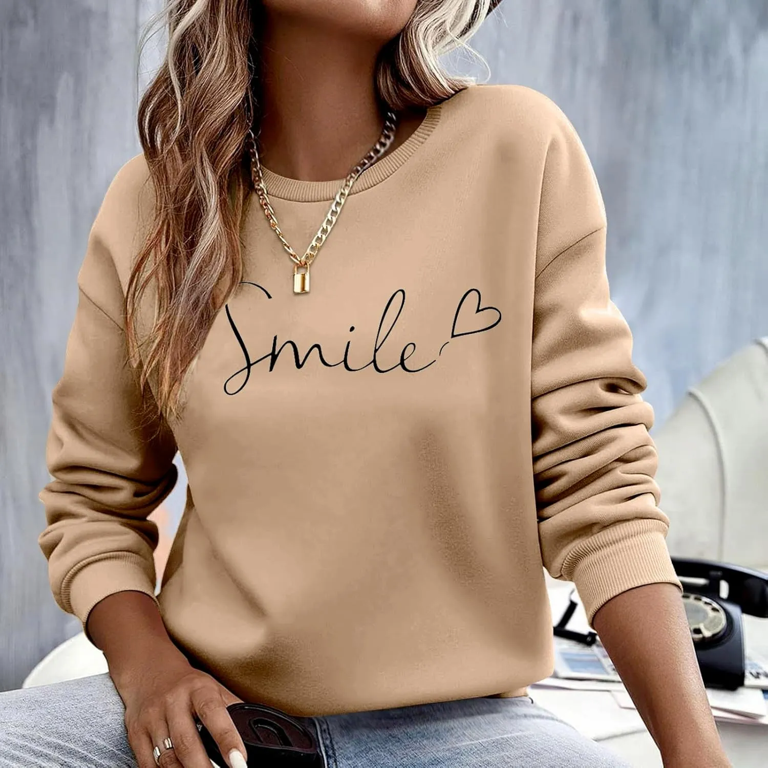 Oversized Sweatshirts for Women Smile Letter Graphic Crewneck Long Sleeve Pullover Tops Fleece Fall Preppy Shirts