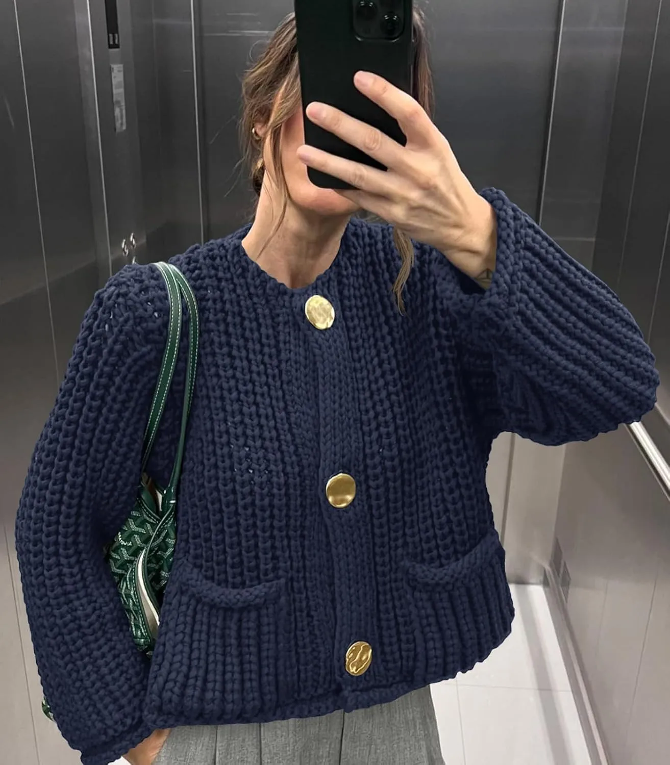 Saodimallsu Womens Button Up Sweaters Fall Chunky Knit Cropped Trendy Crewneck Loose Cardigan with Pockets