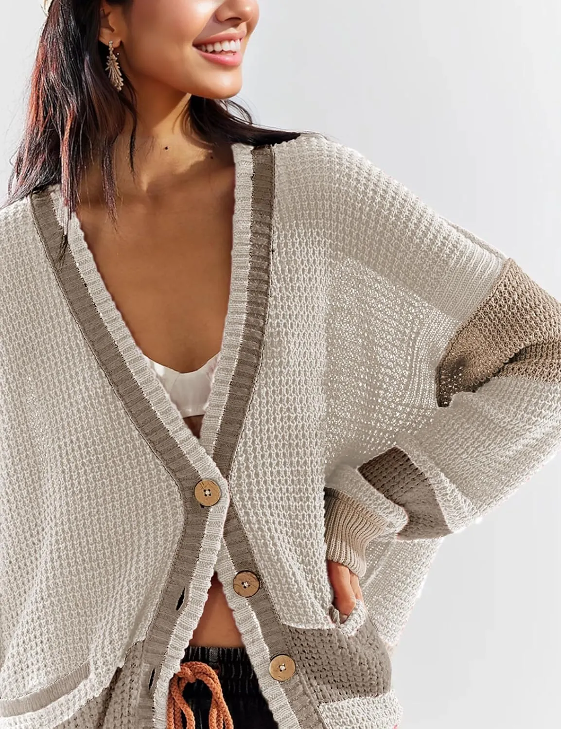 Womens Button Down Cardigan Sweaters Long Sleeve V Neck Knit Tops with Pockets