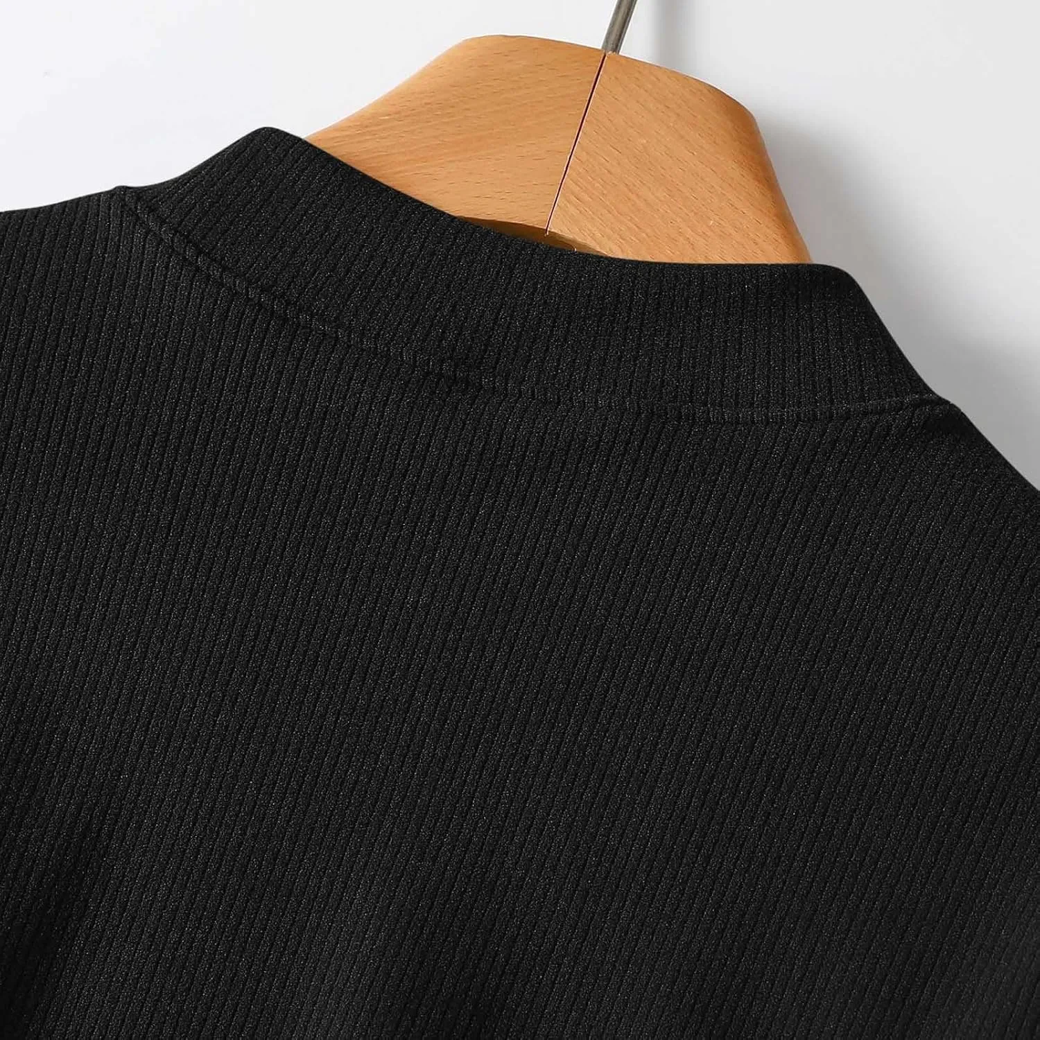 Women's Knitted T-Shirt 2025 Summer Vacation Tops Short Sleeve Crewneck Basic Blouses Trendy Solid Color Tees