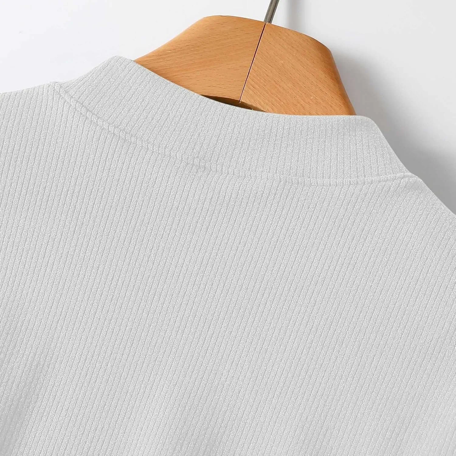 Women's Knitted T-Shirt 2025 Summer Vacation Tops Short Sleeve Crewneck Basic Blouses Trendy Solid Color Tees