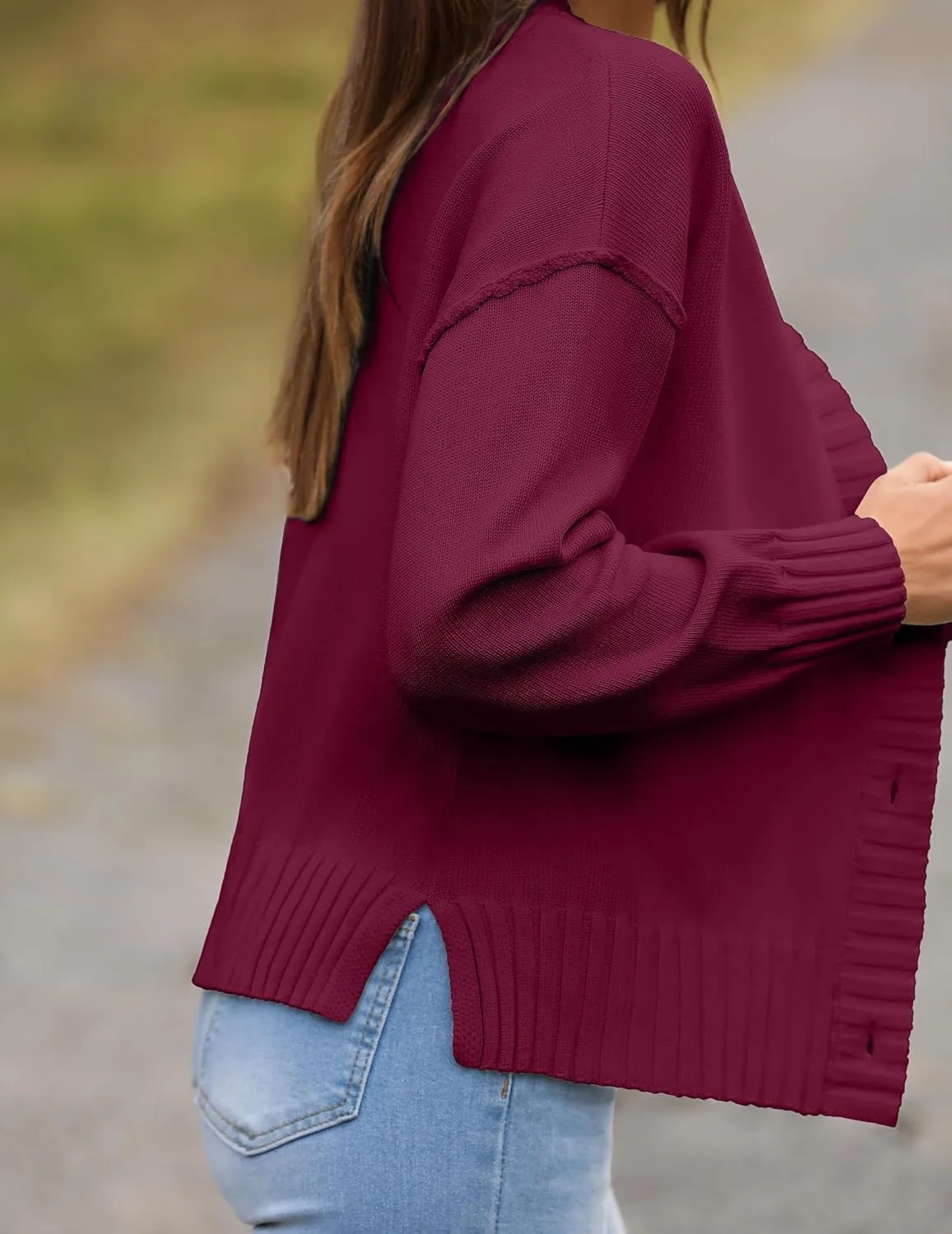 Zeagoo Women's Cropped Cardigan 2025 Fall Button Sweaters V Neck Long Sleeve Cardigans Knit Outwear